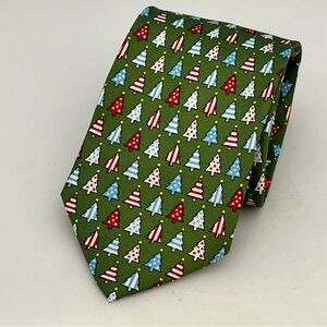 Alynn 100% Silk Christmas Tree Pat-Tree-Otic Tie Red White Blue Patriotic